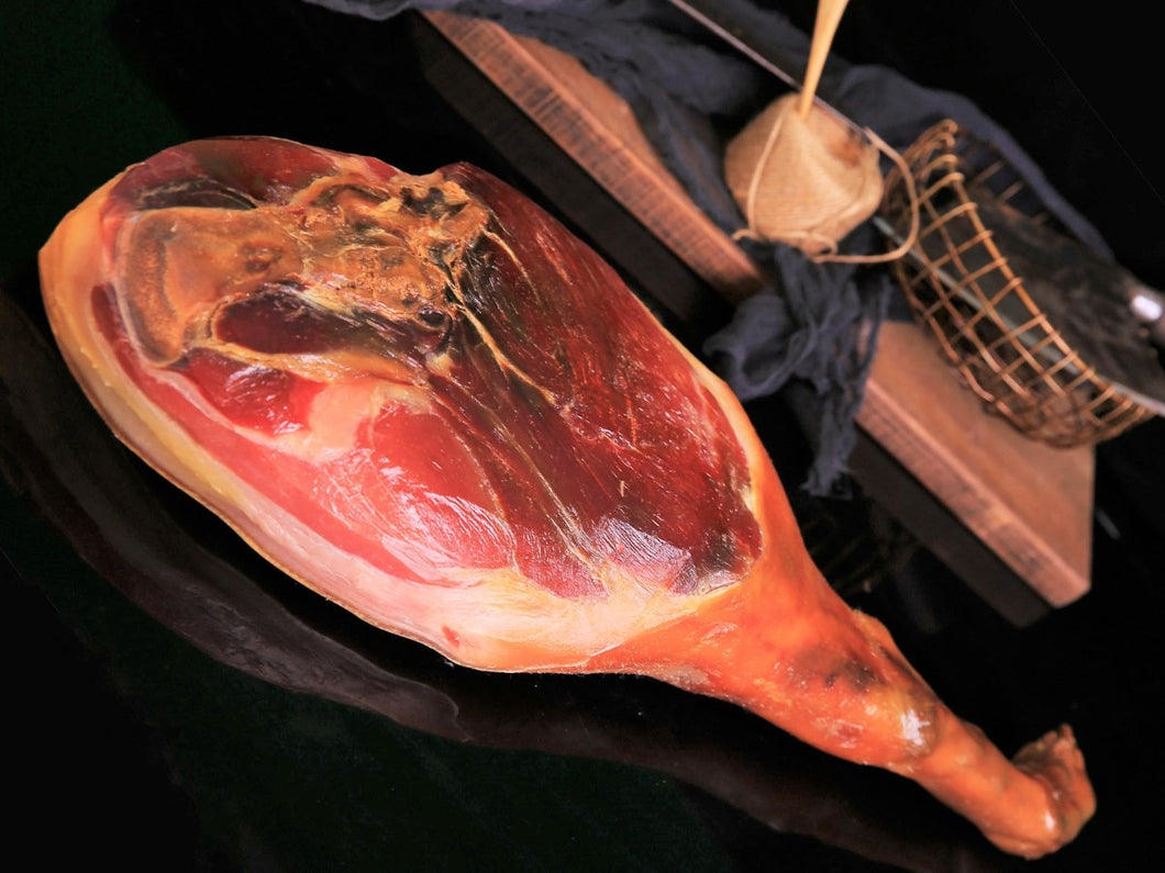 原隻浙江金華火腿(老腿)